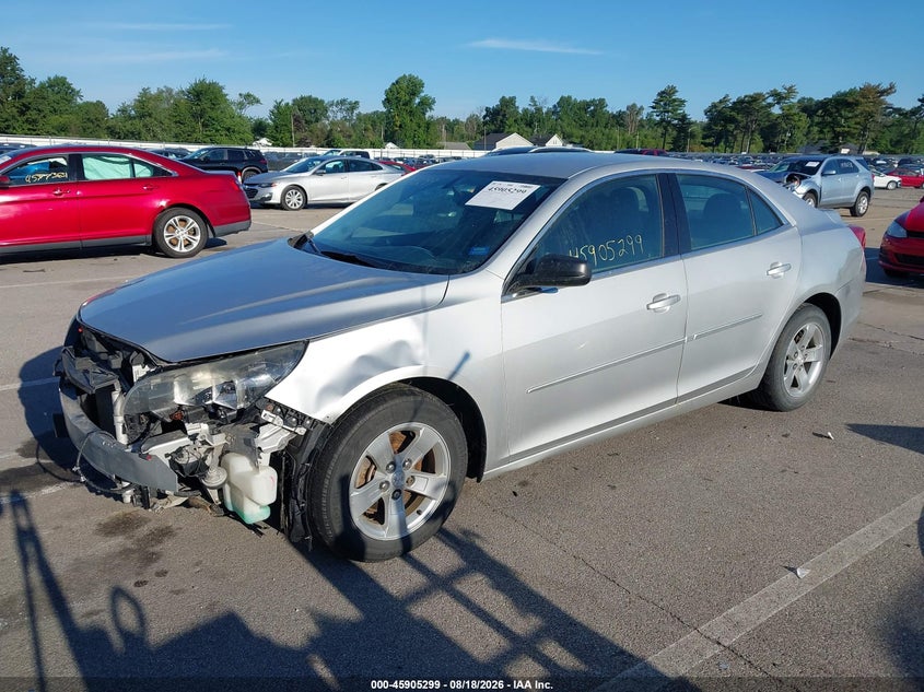 2013 Chevrolet Malibu, Front End, IAAI, VIN 1G11B5SA0DF296022 — photo 2