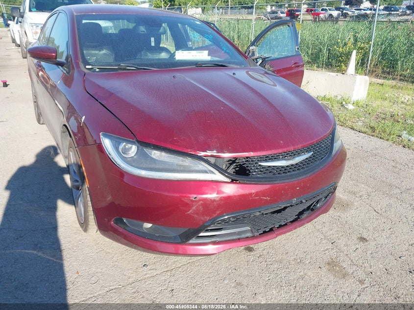 Фото 6 - CHRYSLER 200