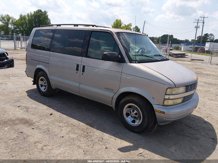 2000 CHEVROLET ASTRO auction photo 1