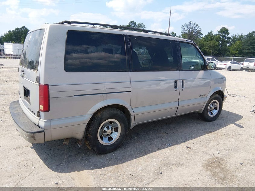 2000 CHEVROLET ASTRO auction photo 4