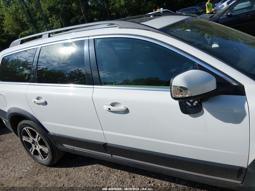 VOLVO XC70 2013 VIN YV4902BZ0D1161704