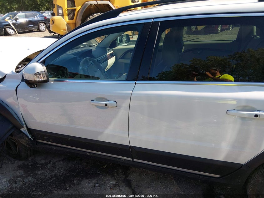 VOLVO XC70 2013 VIN YV4902BZ0D1161704