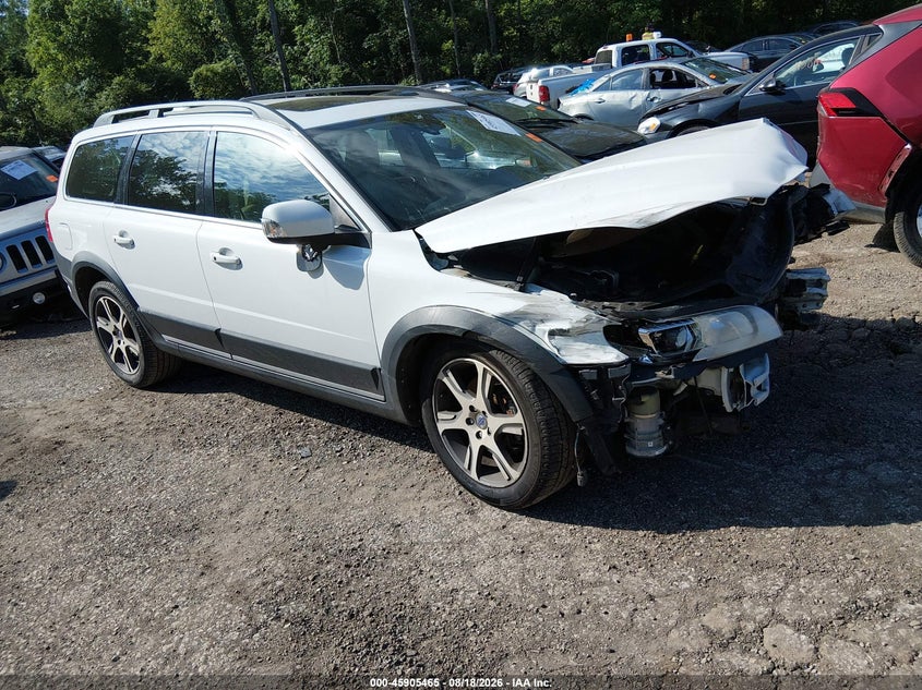 2013 VOLVO XC70 auction photo 1