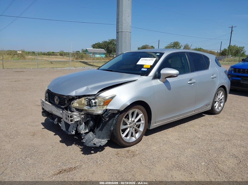 2013 LEXUS CT 200H auction photo 2