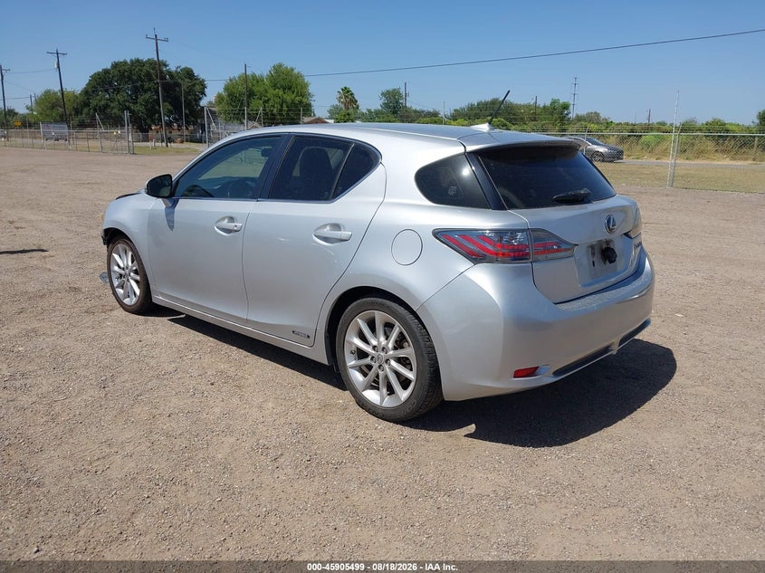 2013 LEXUS CT 200H auction photo 3