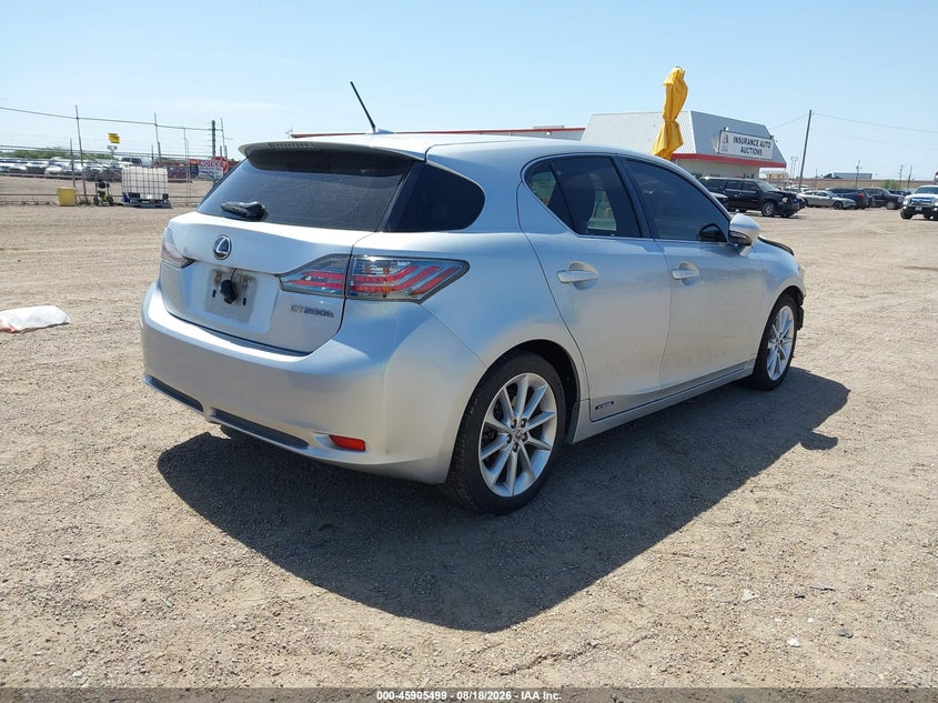 2013 LEXUS CT 200H auction photo 4