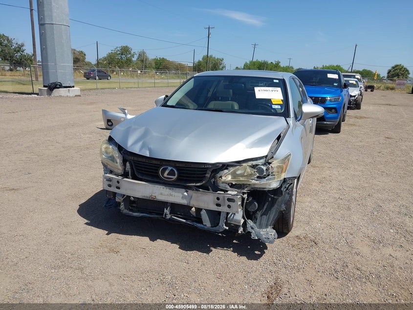 2013 LEXUS CT 200H auction photo 6