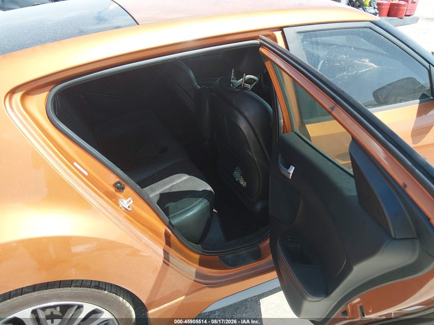 2016 HYUNDAI VELOSTER HATCHBACK 1.6L I-4 DI, DOHC, VVT, TURBO, 201HP
