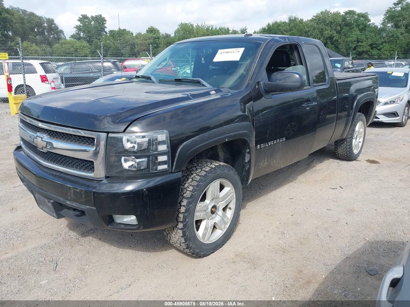 2008 Chevrolet Silverado, Удар сзади, IAAI, VIN 2GCEK190981102499 — фото 2