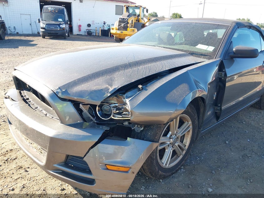 FORD MUSTANG 2013 VIN 1ZVBP8EM4D5242035