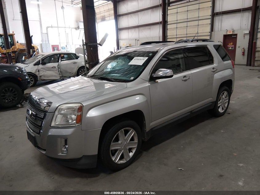 2010 GMC TERRAIN auction photo 2