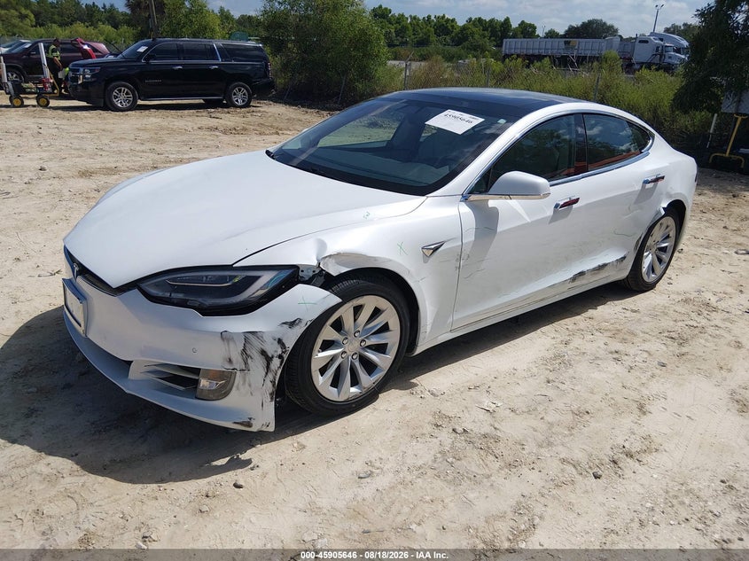 2018 TESLA MODEL S auction photo 2