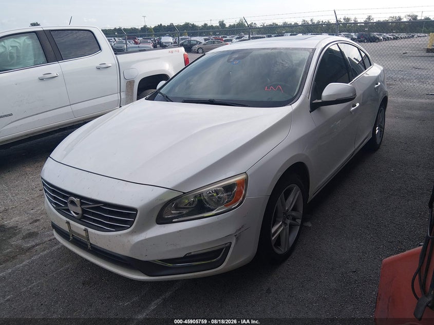 2015 VOLVO S60 auction photo 2