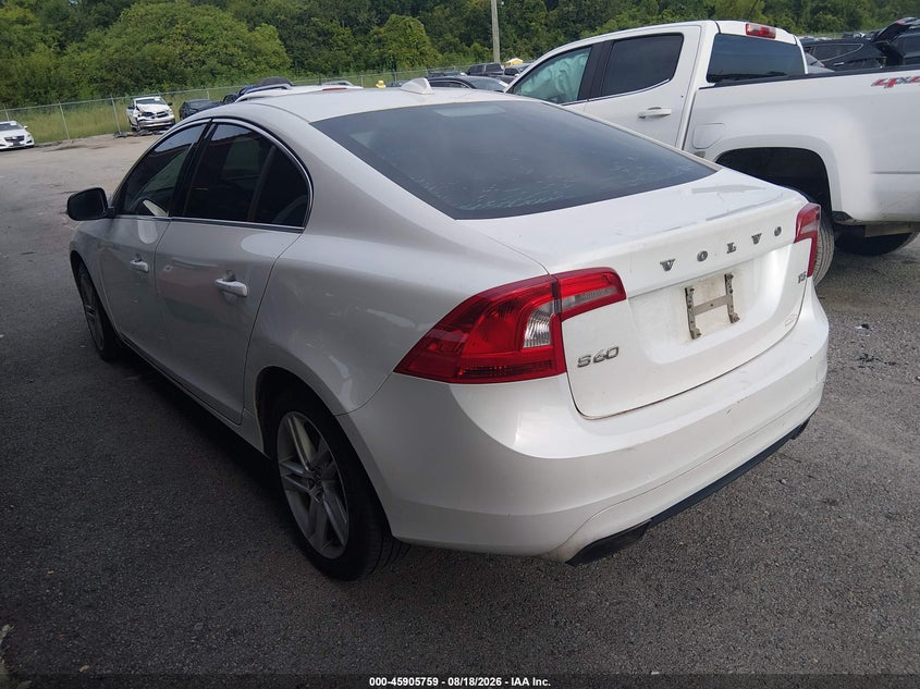 2015 VOLVO S60 auction photo 3