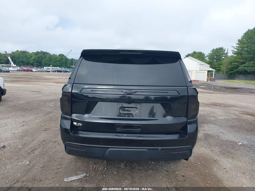 CHEVROLET SUBURBAN - zdjęcie 16