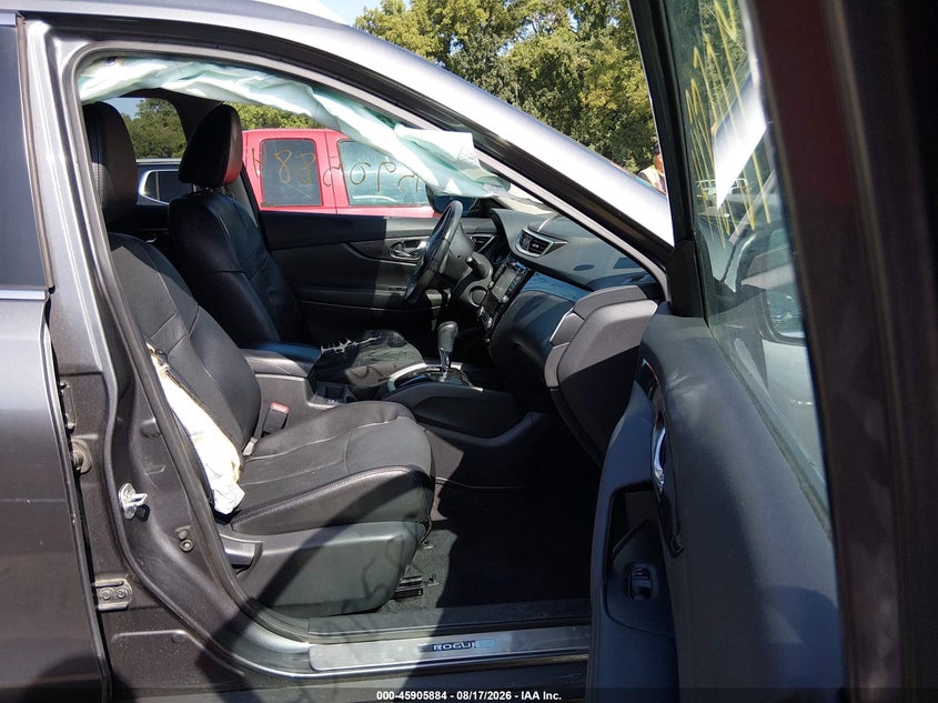 2016 NISSAN ROGUE auction photo 5