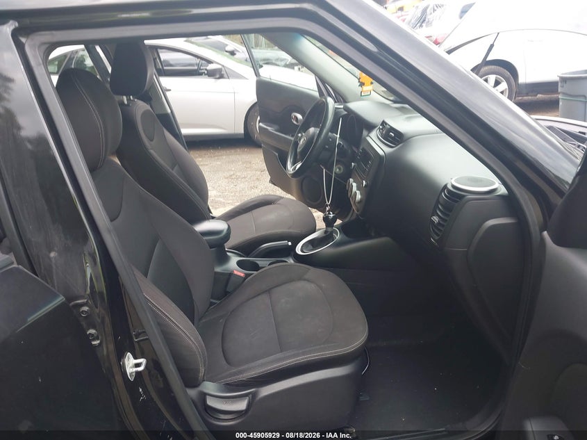 2016 KIA SOUL auction photo 5