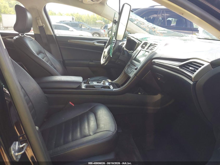 2017 FORD FUSION auction photo 5
