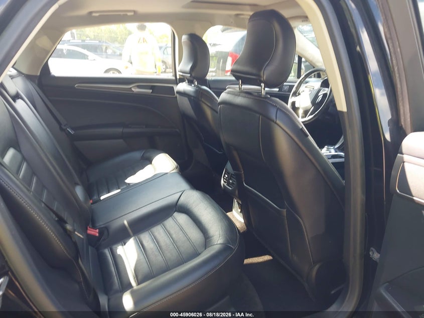 2017 FORD FUSION auction photo 8
