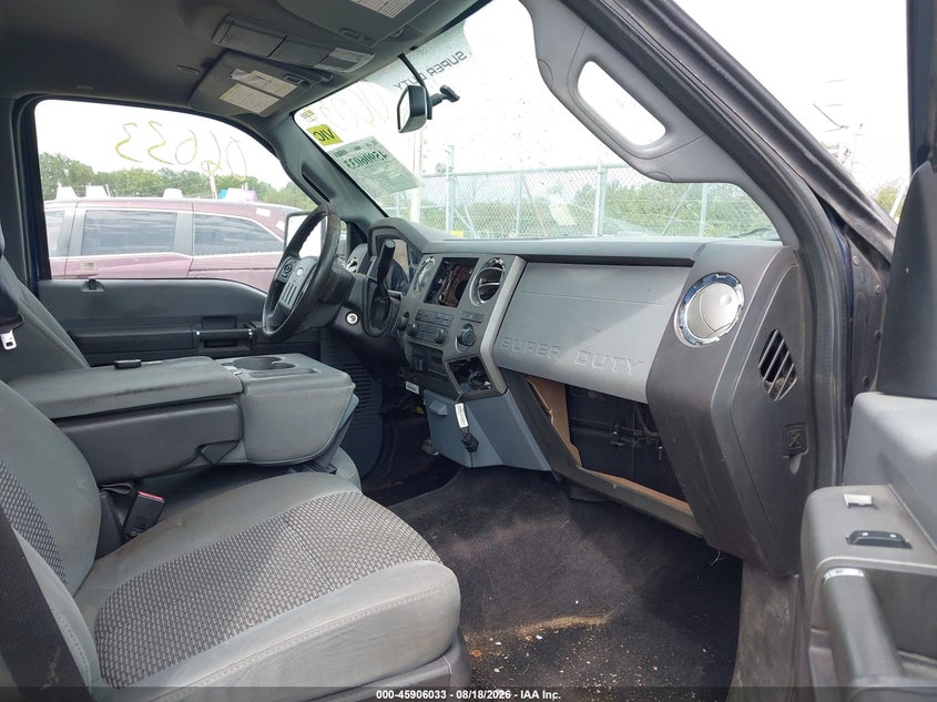 2011 FORD F-250 auction photo 5