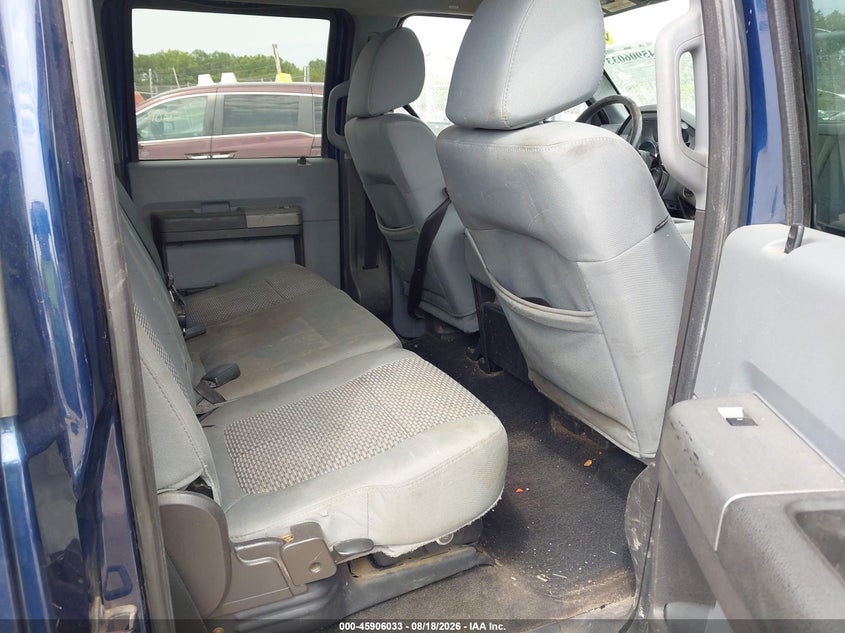 2011 FORD F-250 auction photo 8