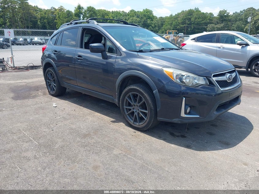 2017 SUBARU CROSSTREK auction photo 1