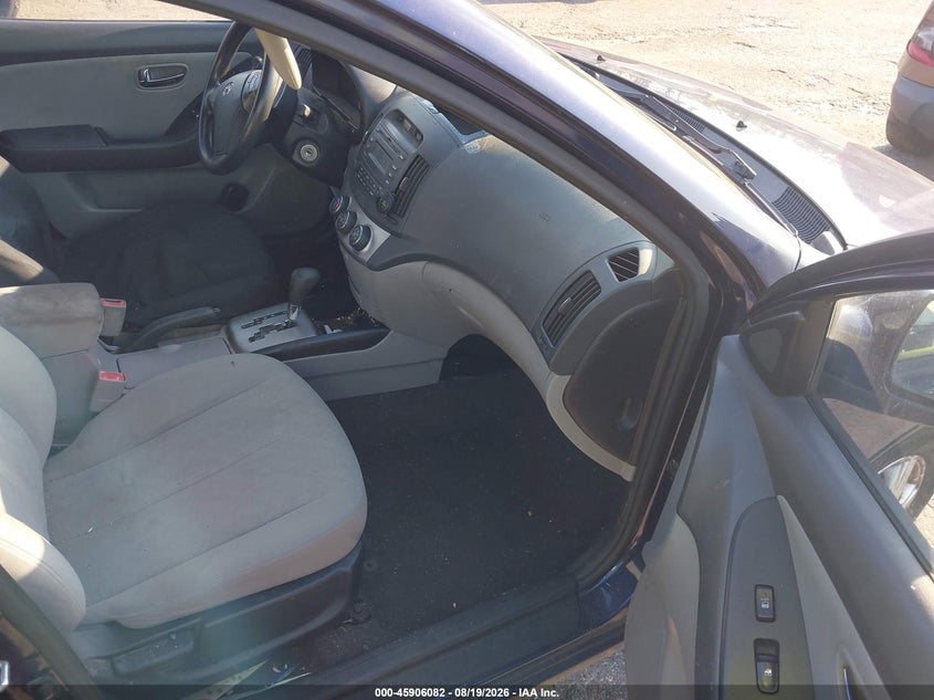 2010 HYUNDAI ELANTRA auction photo 5