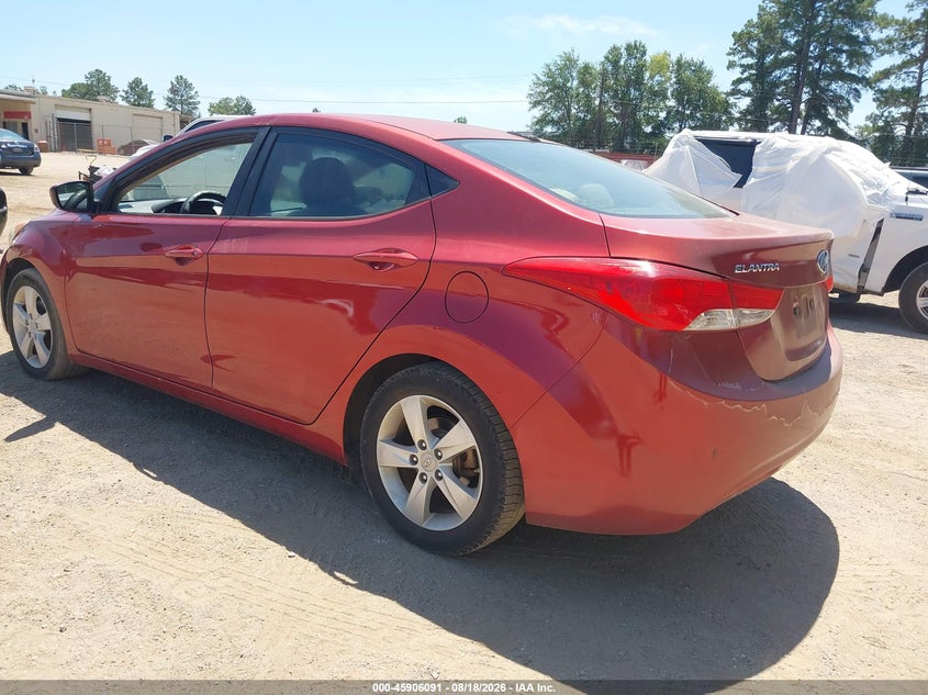 2013 HYUNDAI ELANTRA auction photo 3