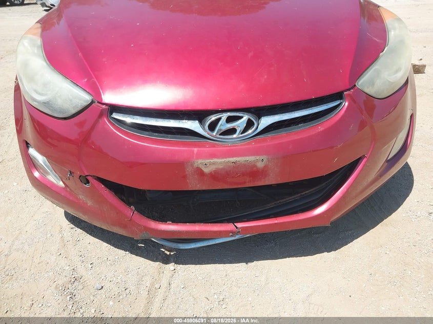 2013 HYUNDAI ELANTRA auction photo 6