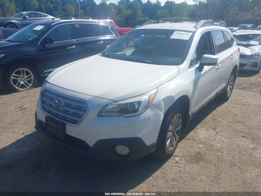 2015 SUBARU OUTBACK auction photo 2