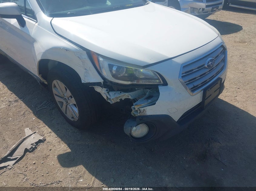 2015 SUBARU OUTBACK auction photo 6