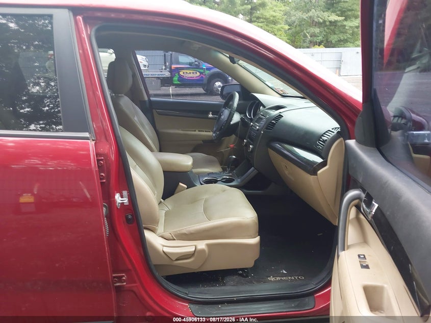 KIA SORENTO 2011 VIN 5XYKUDA19BG022992