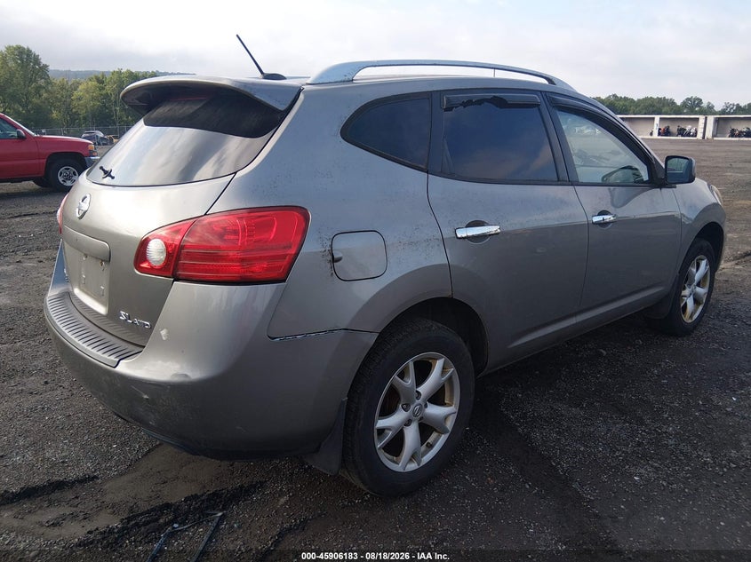 2010 NISSAN ROGUE auction photo 4