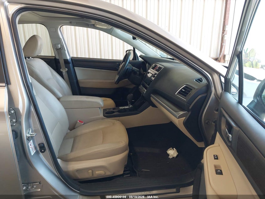 2017 SUBARU LEGACY auction photo 5