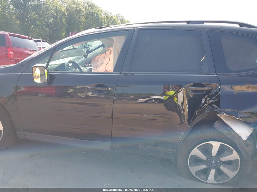 SUBARU FORESTER 2018 VIN JF2SJAGC0JH403413
