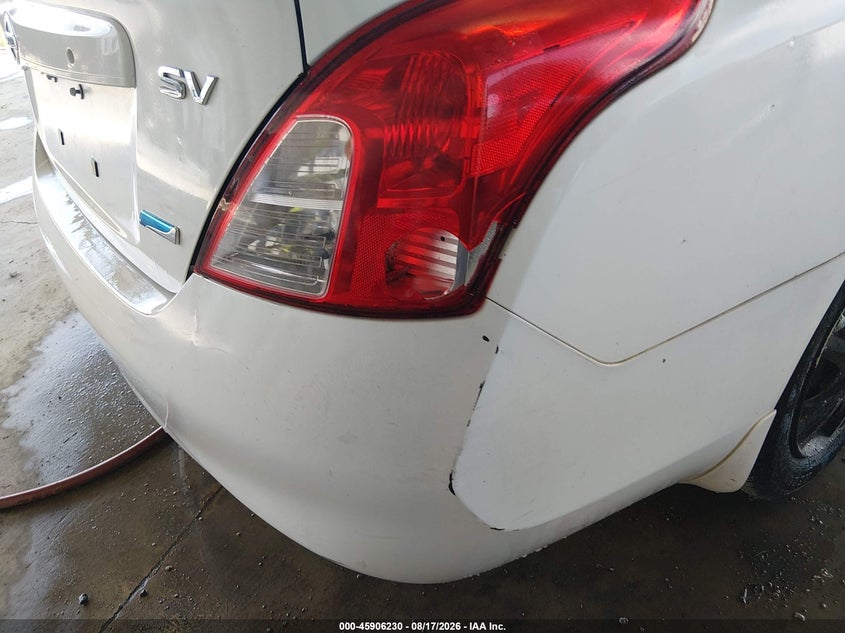 2014 NISSAN VERSA auction photo 6