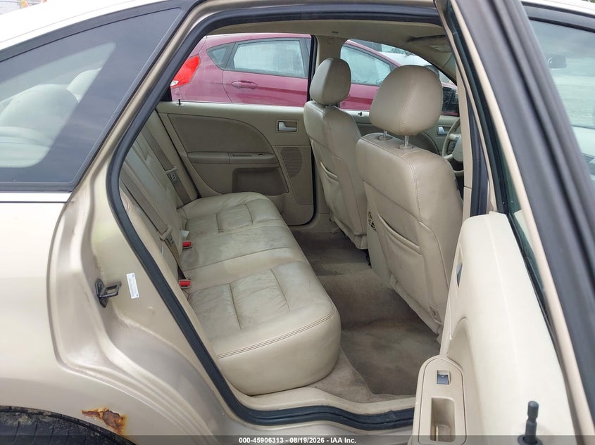 2007 FORD FIVE HUNDRED auction photo 8