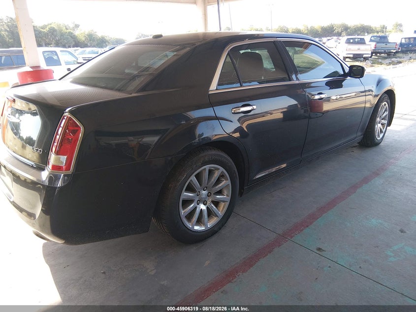 2012 CHRYSLER 300 auction photo 4