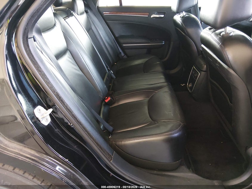 2012 CHRYSLER 300 auction photo 8