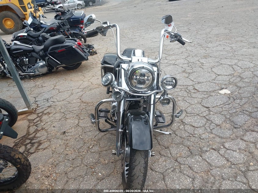 HARLEY-DAVIDSON FLHRC 2010