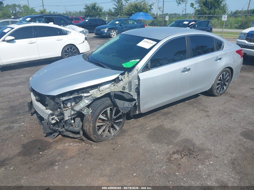 2018 Nissan Altima, Left Side, IAAI, VIN 1N4AL3AP1JC212856 — photo 2