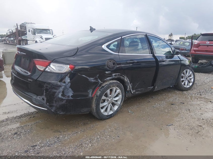 2015 CHRYSLER 200 auction photo 4