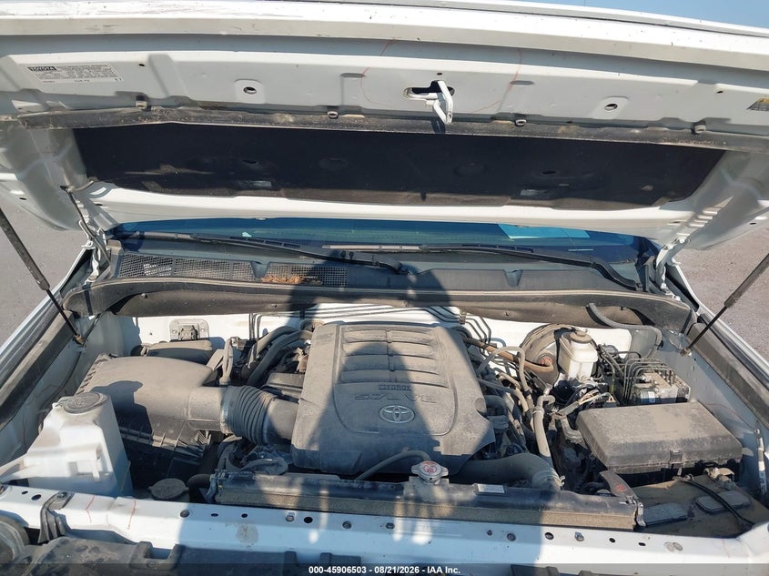 TOYOTA TUNDRA - zdjęcie 10