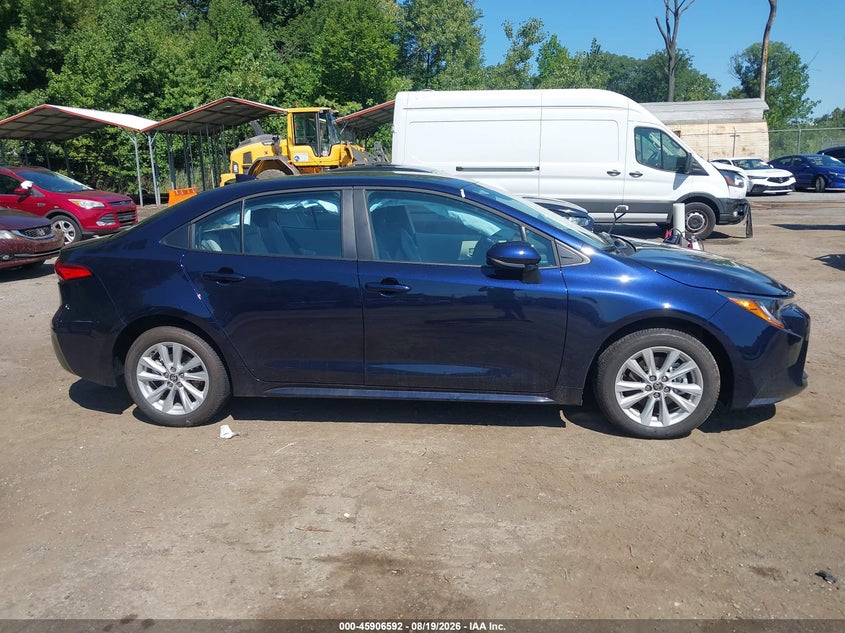 TOYOTA COROLLA - zdjęcie 13
