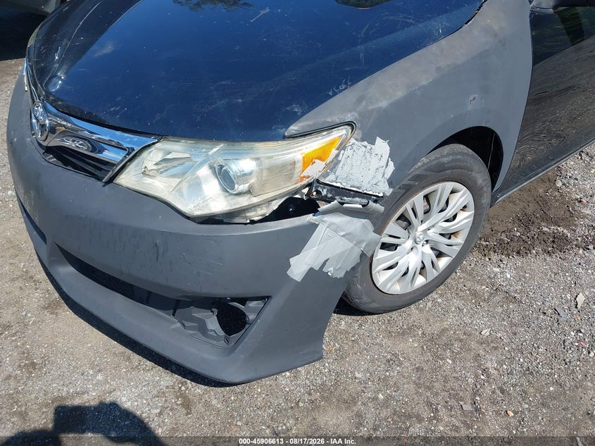 2014 TOYOTA CAMRY auction photo 6