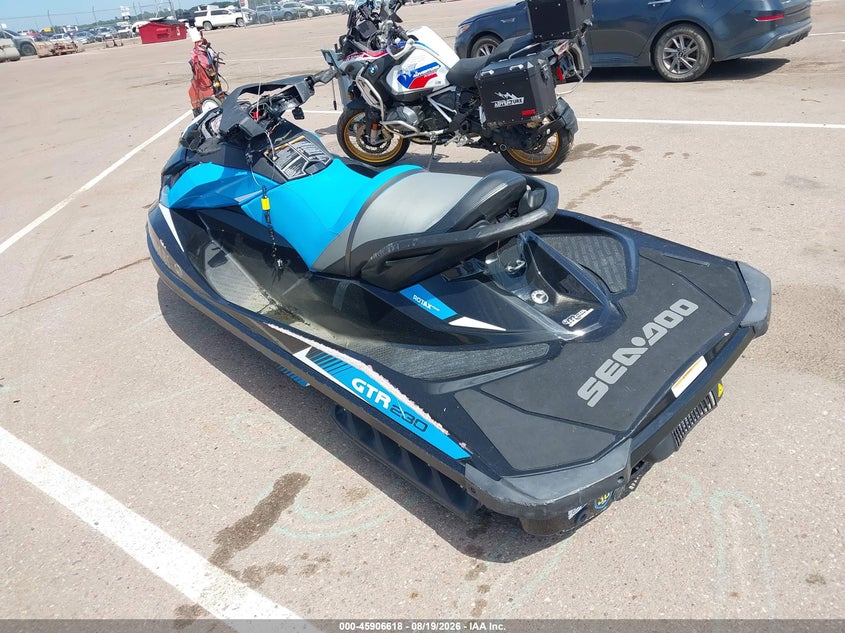 2017 SEADOO GTR 230 auction photo 3