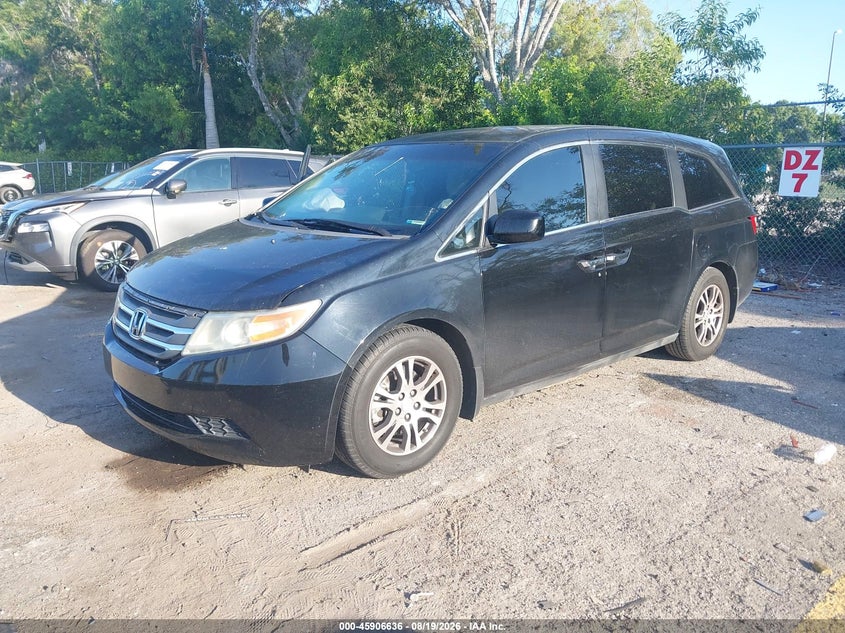 2012 Honda Odyssey, Right Front, IAAI, VIN 5FNRL5H40CB074513 — photo 2