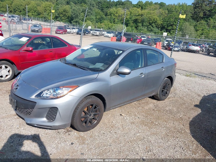 2013 MAZDA MAZDA3 auction photo 2