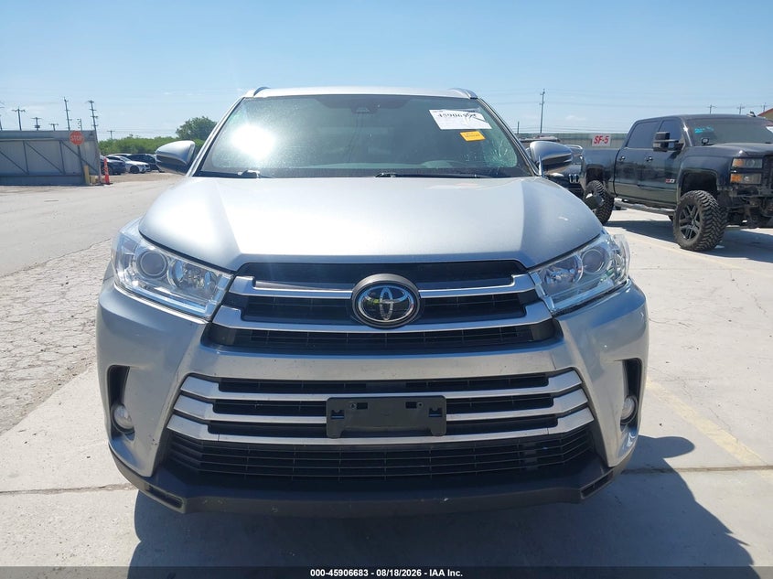 TOYOTA HIGHLANDER - zdjęcie 12