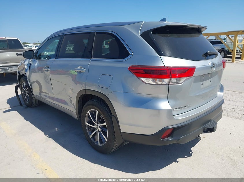 TOYOTA HIGHLANDER - zdjęcie 3